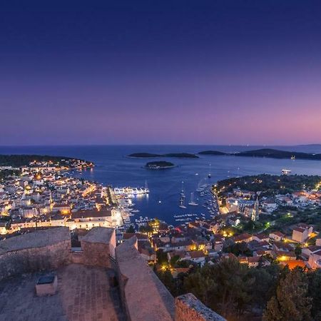 חוואר Hvar Villa Maris מראה חיצוני תמונה