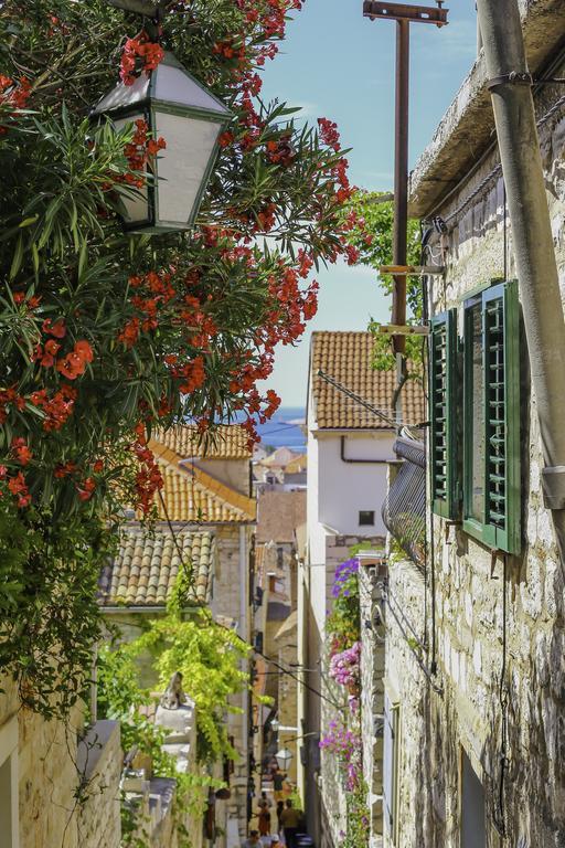 חוואר Hvar Villa Maris מראה חיצוני תמונה